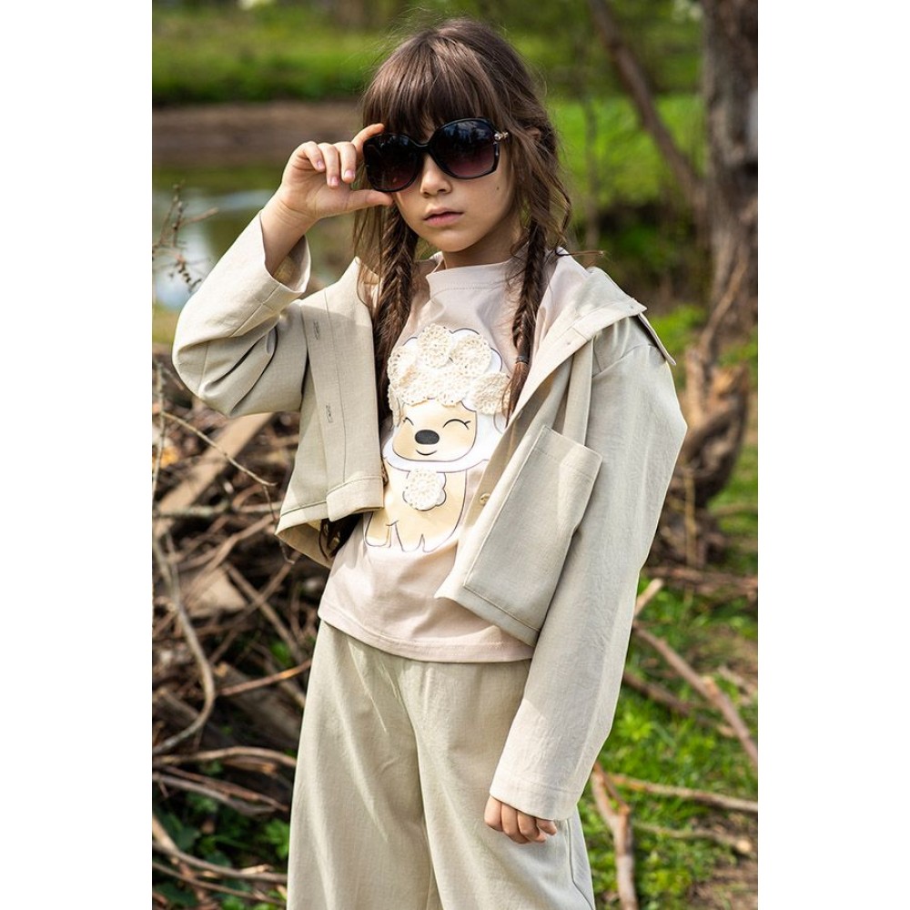 Льняная бежевая детская рубашка с накладными карманами на девочку