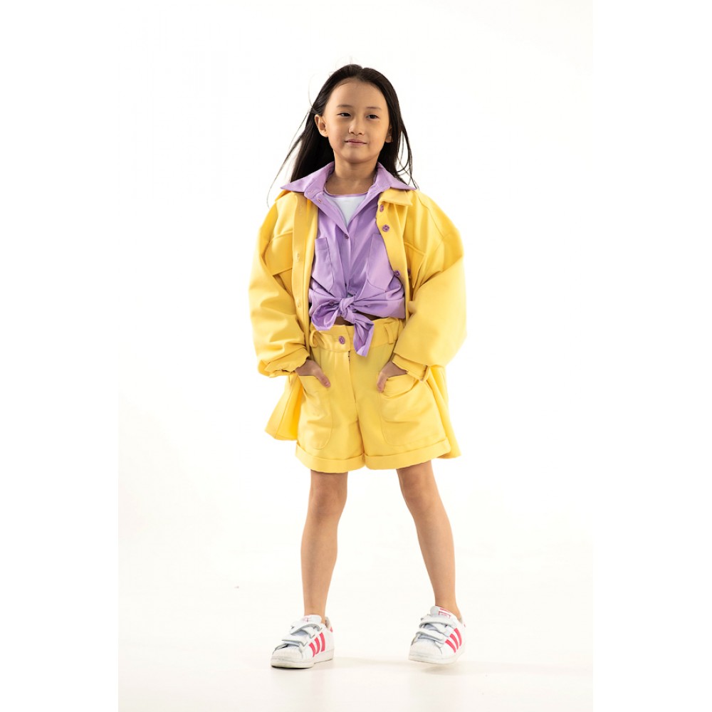 Желтые детские шорты для девочки, с накладными карманами