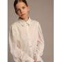 Бело-молочная школьная блузка с объемным рукавом и кружевными вставками на рукавах и воротнике