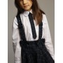 Нарядная белая школьная блузка рубашечного кроя с клетчатым галстуком