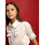 Нарядная белая школьная блузка со вставками из шитья с бантом на лифе