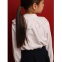 Нарядная белая трикотажная школьная блузка с рюшью-шитьем на воротнике