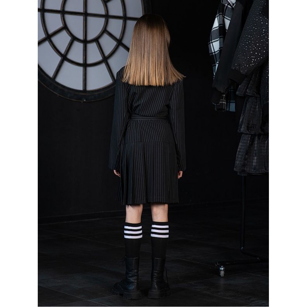 Двубортное черное платье-жакет в полоску на девочку