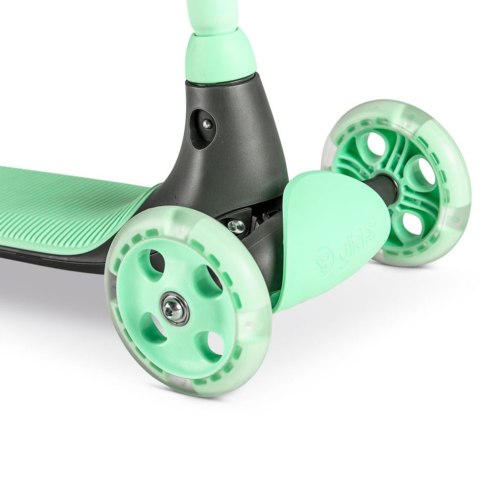 Самокат YVolution Y Glider Kiwi зелёный, LED-подсветка